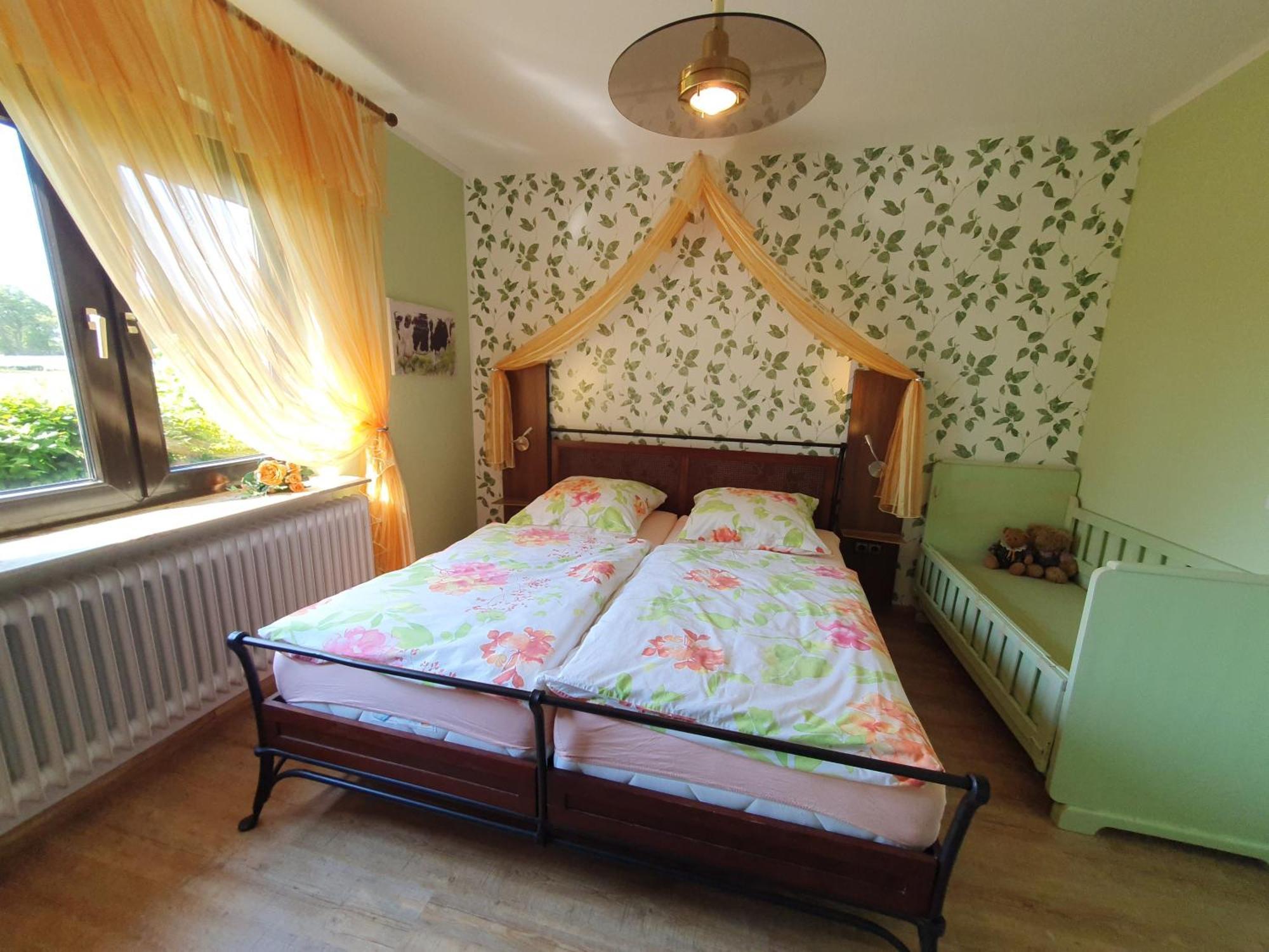 Ferienwohnung Am Traumgarten, 35646 Uplengen Экстерьер фото